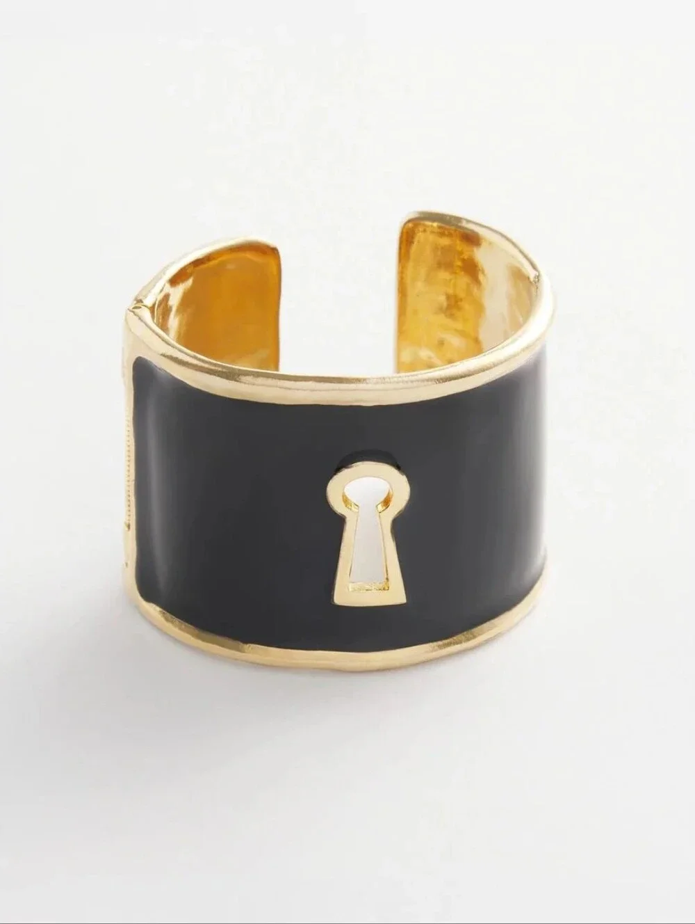 NWT Chico's Cuff W Keyhole